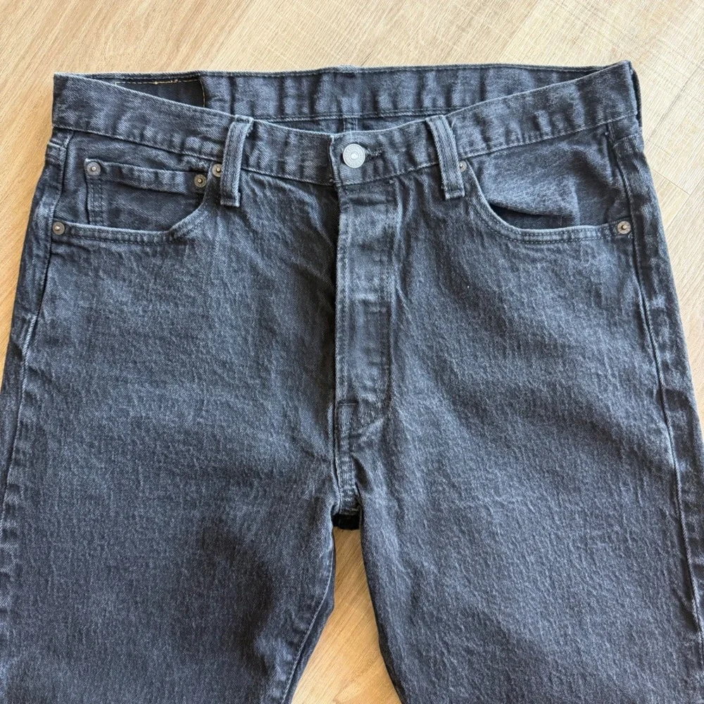 Levis 501 Original Fit Black Jeans Mens 35x34 Straight Leg Button Fly Denim